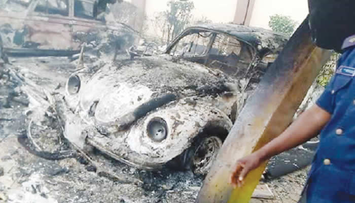Three killed, houses burnt in Ogun kingship tussle